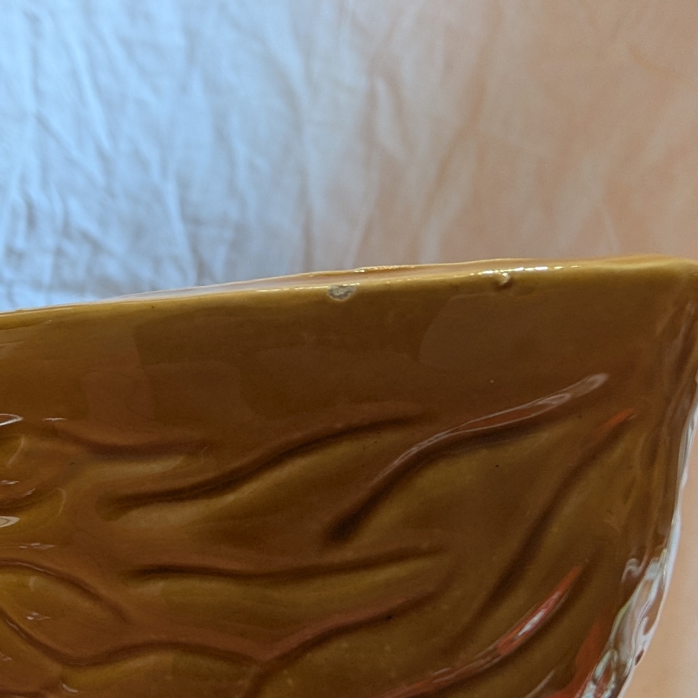 2/30$ Squirrel Walnut Ceramic Candy Dish - Picture 8 of 9
